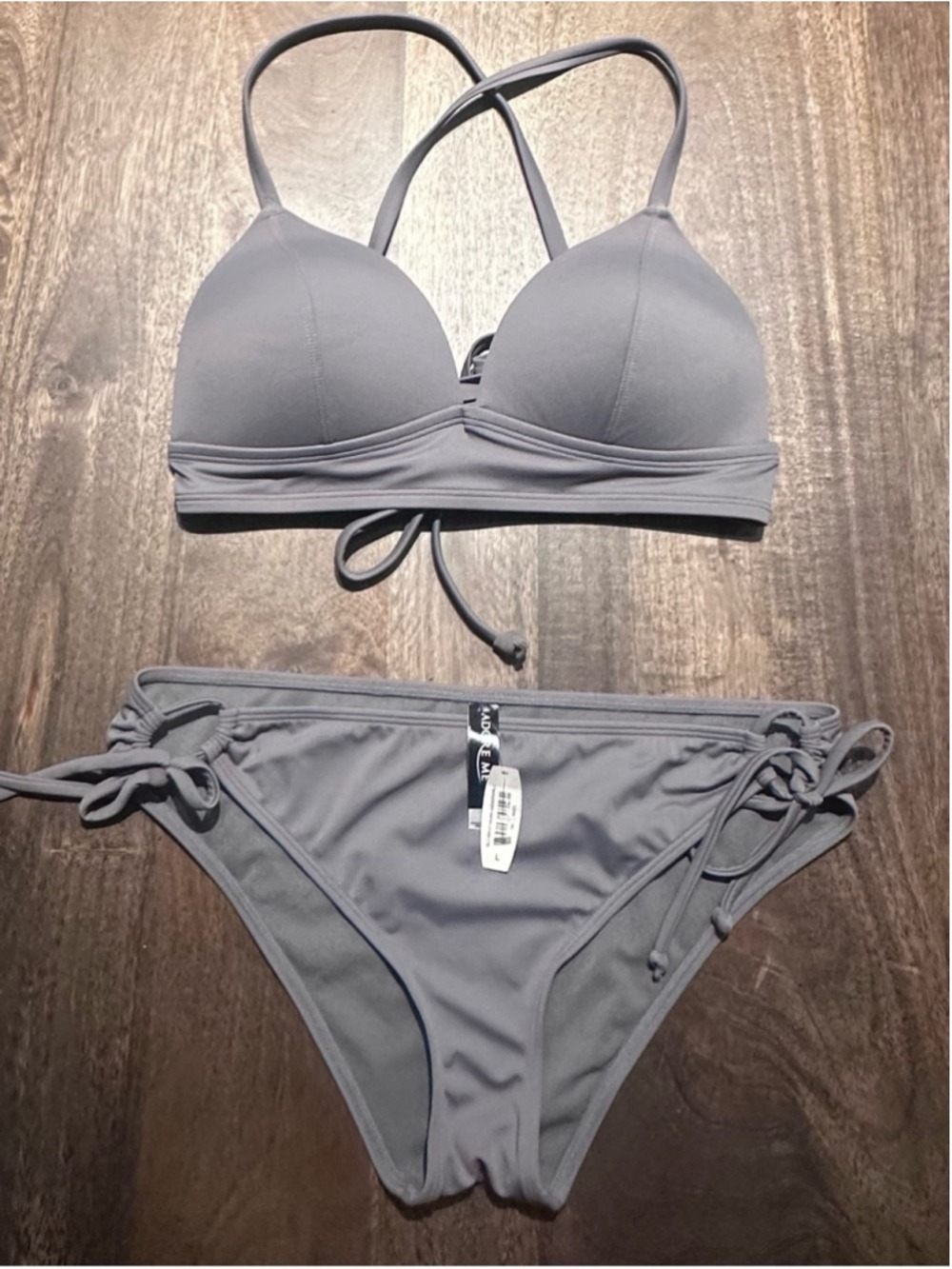 NWT Strappy Crisscross Back
String Bikini Gray Smoked Pearl Large Adore Me